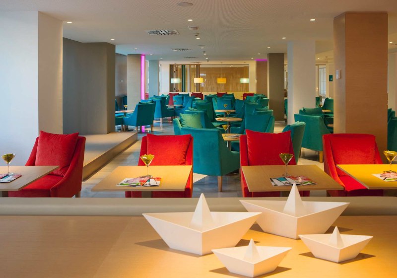 Beispiel: Ausstattung & Service