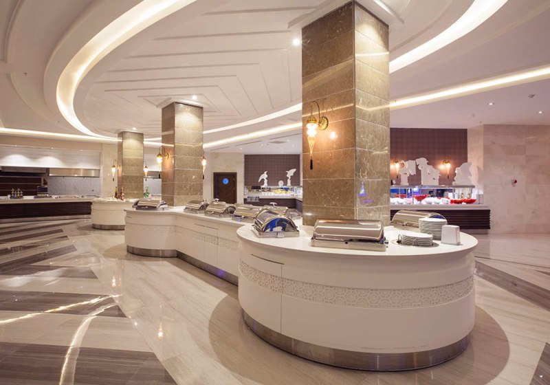 Ausstattung & Service