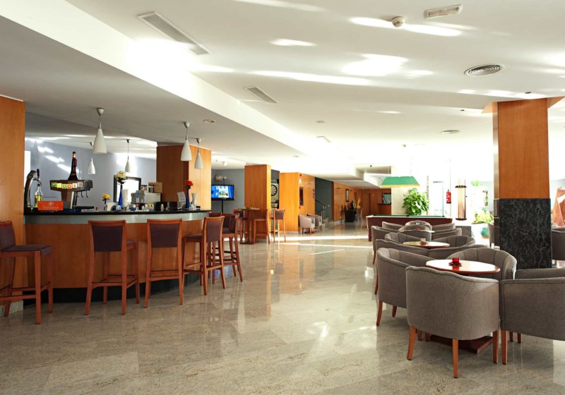 Ausstattung & Service