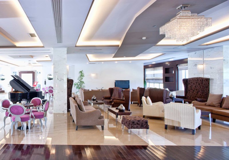 Ausstattung & Service