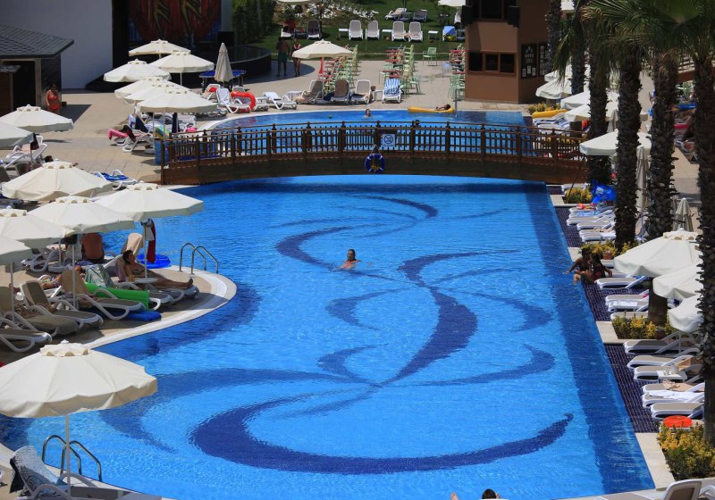 Ausstattung & Service