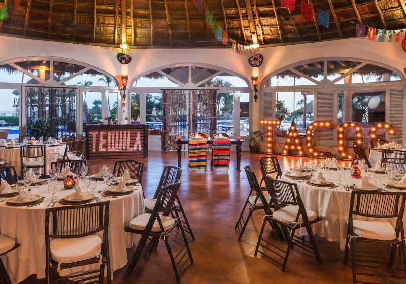 Ocean Maya Royale by H10 Hotels