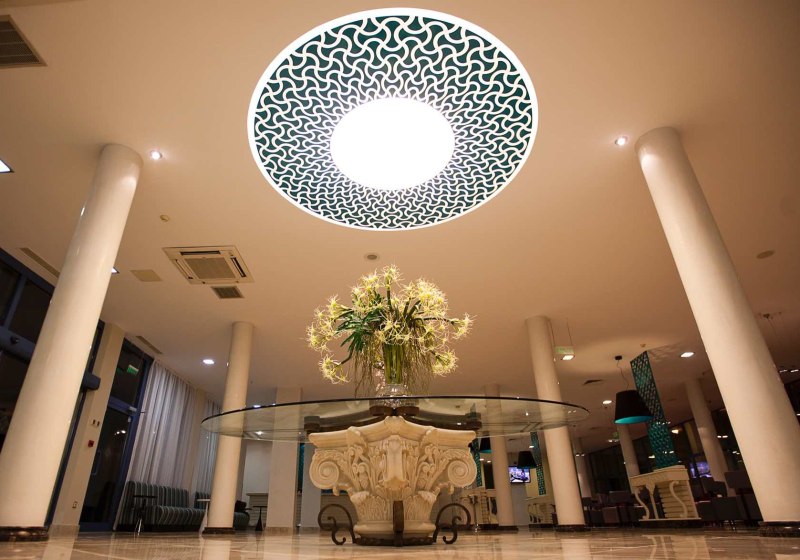 Ausstattung & Service