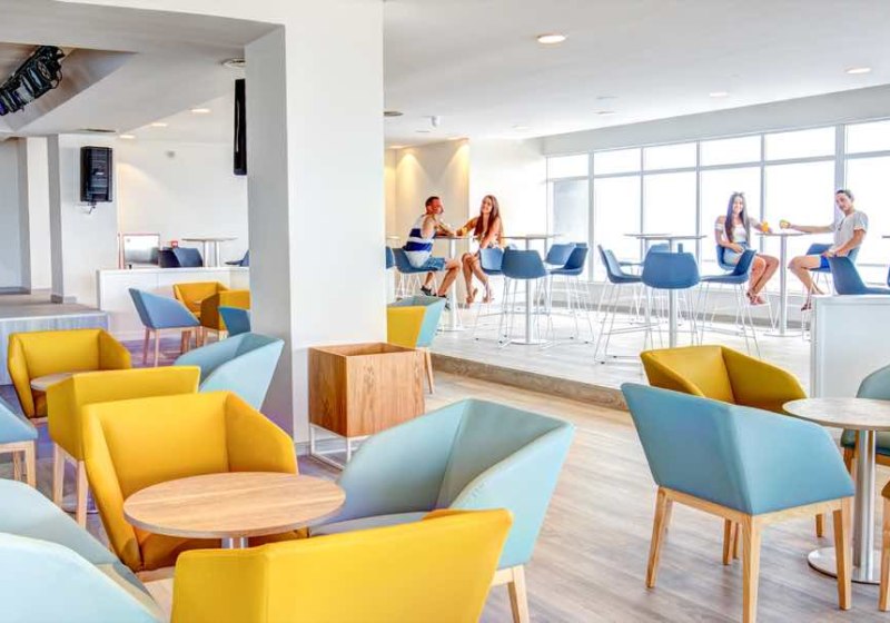 Ausstattung & Service