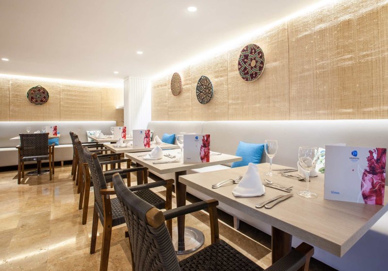 Ausstattung & Service