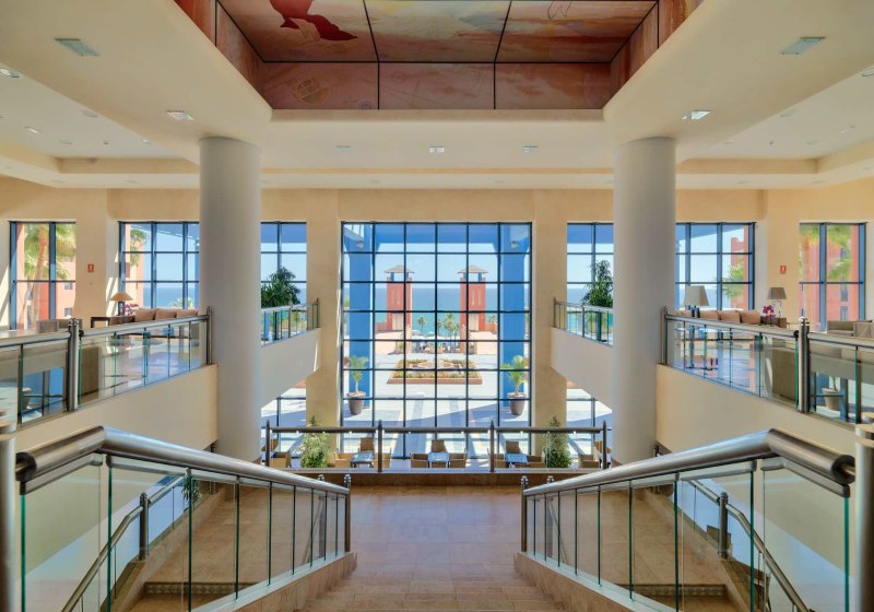 Ausstattung & Service