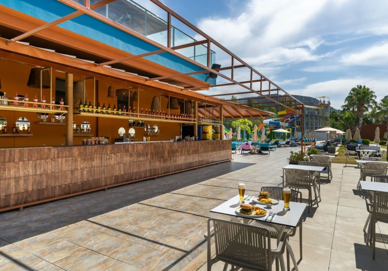 Ausstattung & Service