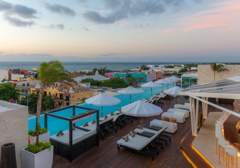 Beispiel: Hotel Außenpool