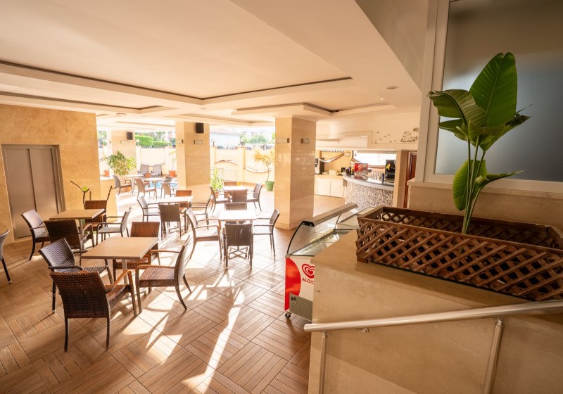 Ausstattung & Service