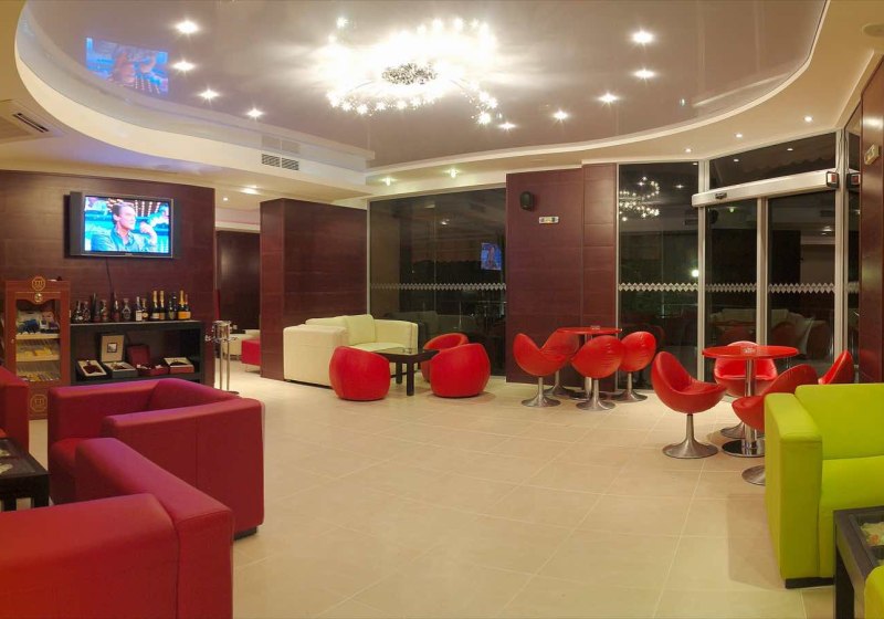 Ausstattung & Service