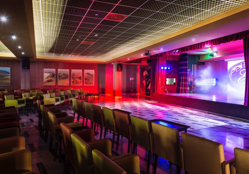 Ausstattung & Service