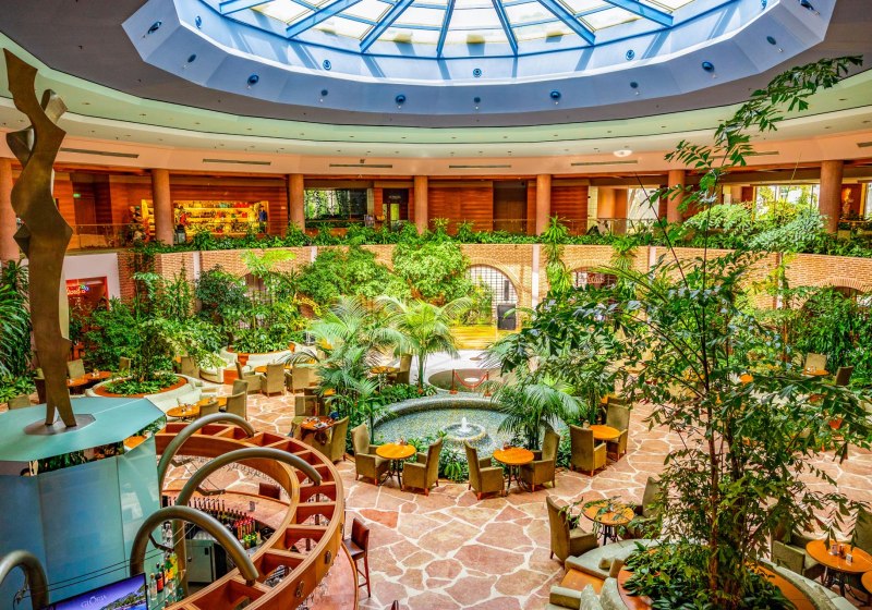 Ausstattung & Service