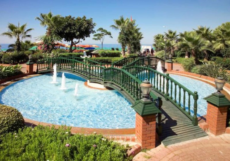 Ausstattung & Service