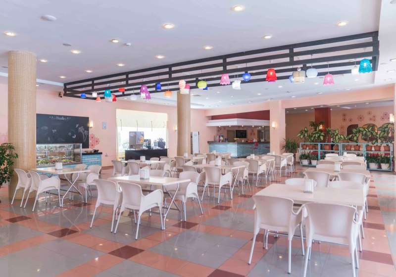 Ausstattung & Service