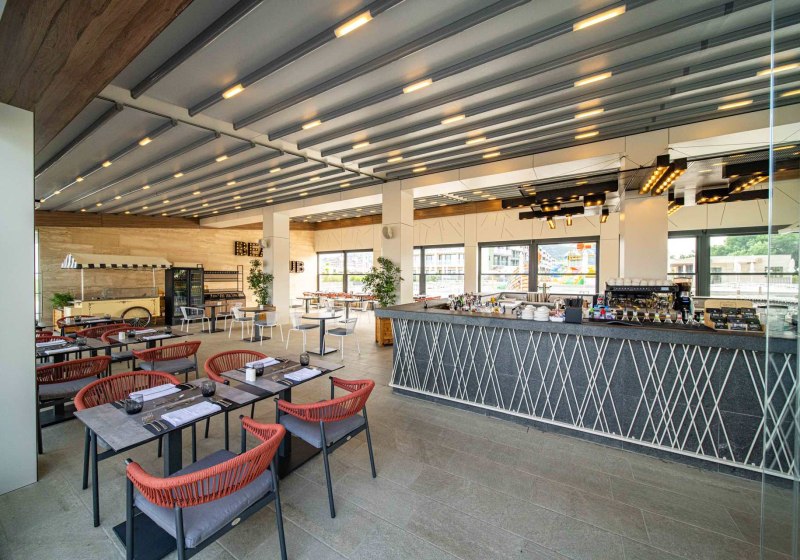 Ausstattung & Service