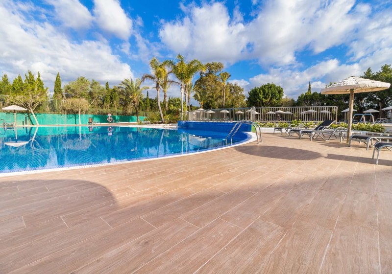 Ausstattung & Service