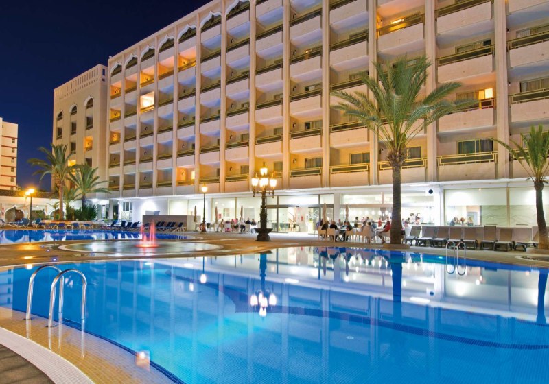 Ausstattung & Service