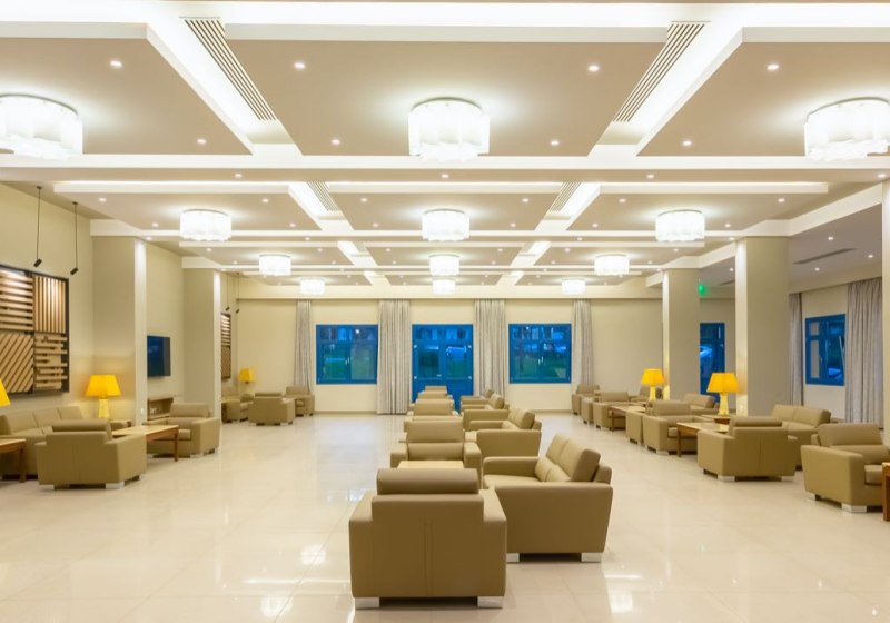 Ausstattung & Service