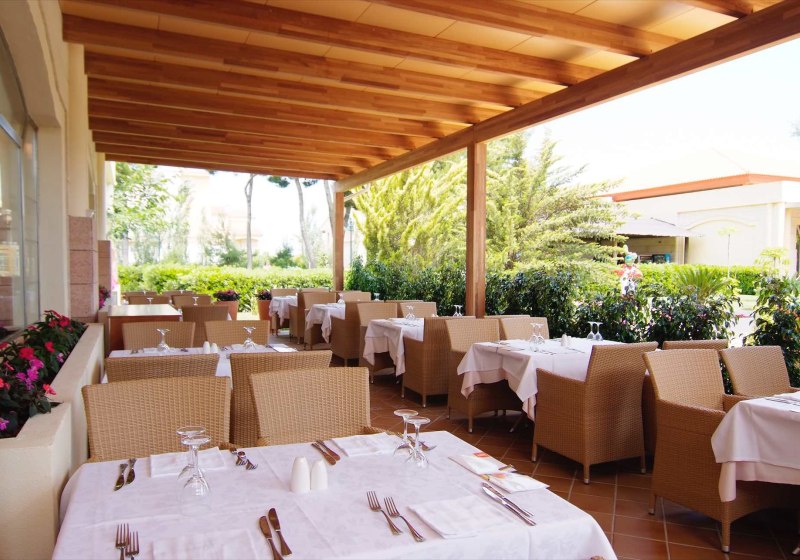 Ausstattung & Service