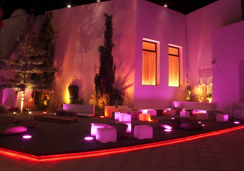 Ausstattung & Service