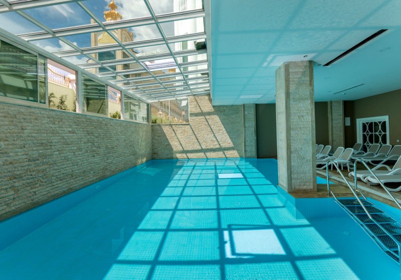 Hotel Innenpool