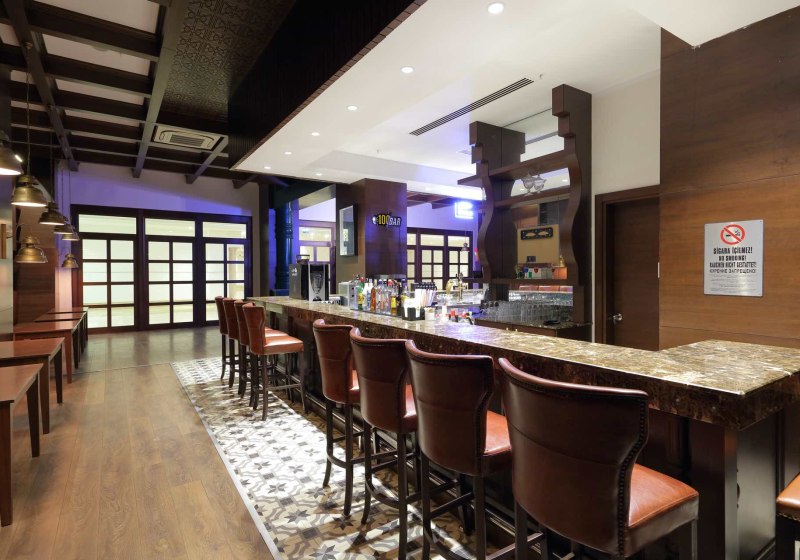 Ausstattung & Service