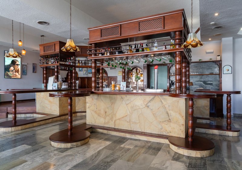 Ausstattung & Service