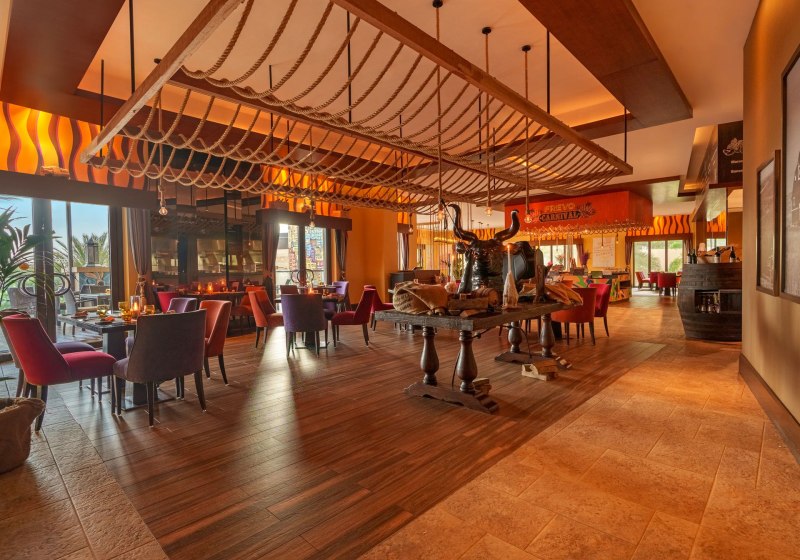 Ausstattung & Service