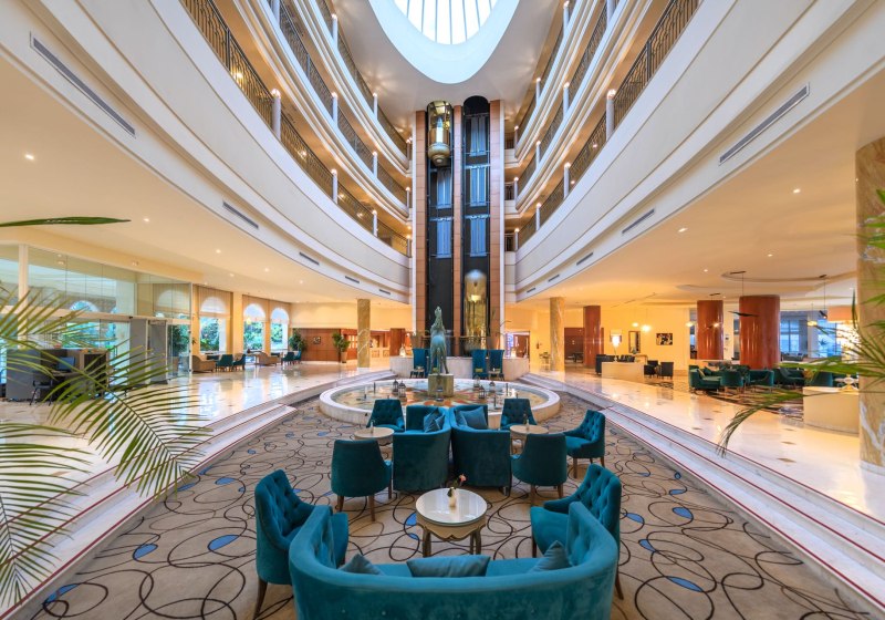 Ausstattung & Service