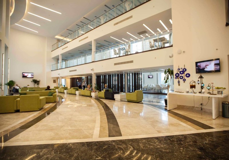 Ausstattung & Service