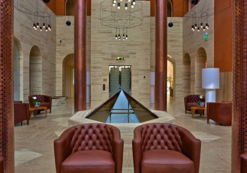 Ausstattung & Service