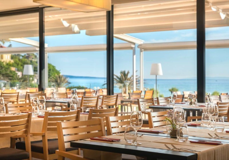 Ausstattung & Service