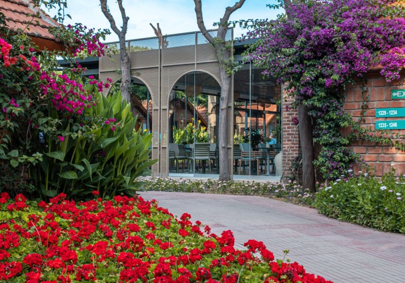 Ausstattung & Service