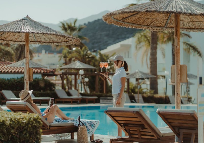 Beispiel: Hotel Außenpool