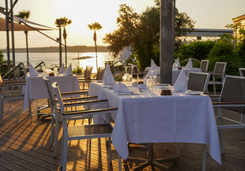 Coral Beach Hotel & Resort