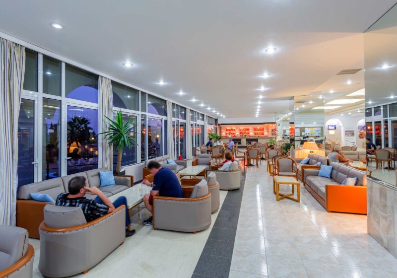 Ausstattung & Service