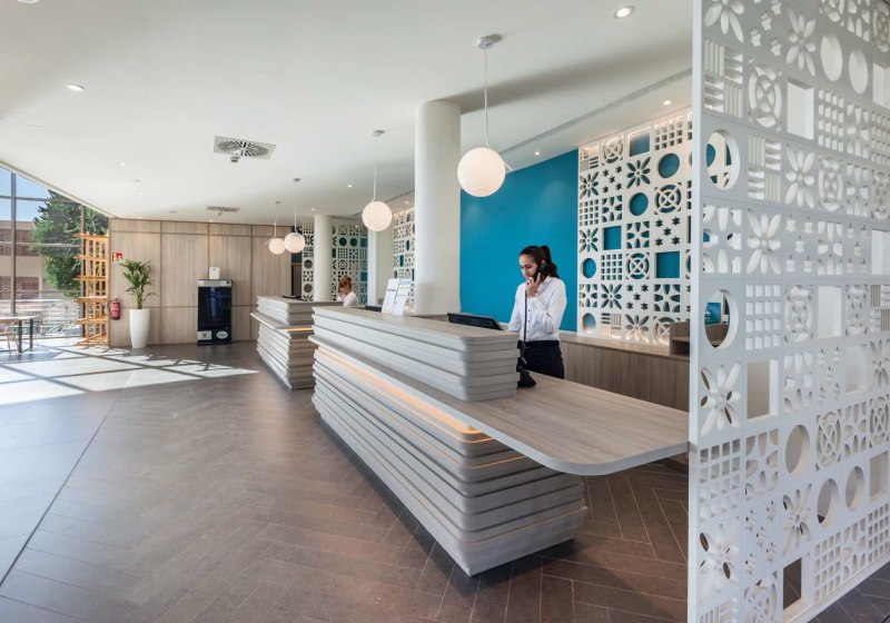 Ausstattung & Service