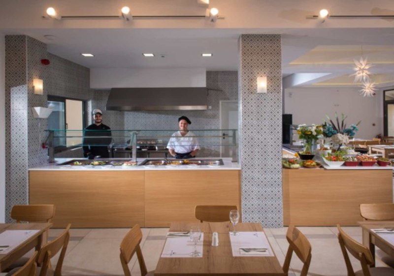 Ausstattung & Service