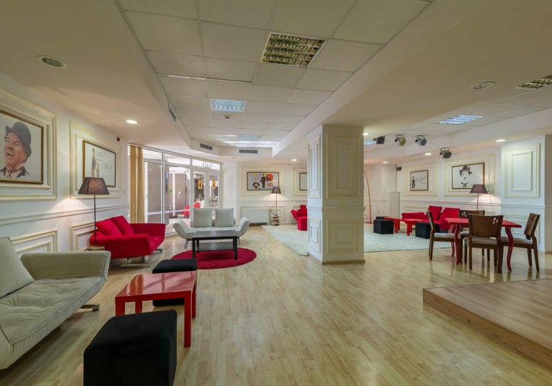 Ausstattung & Service