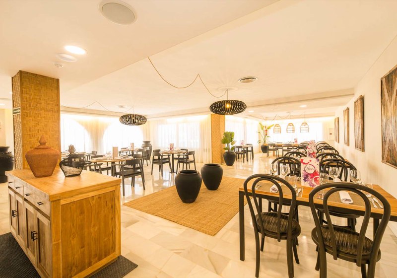 Ausstattung & Service