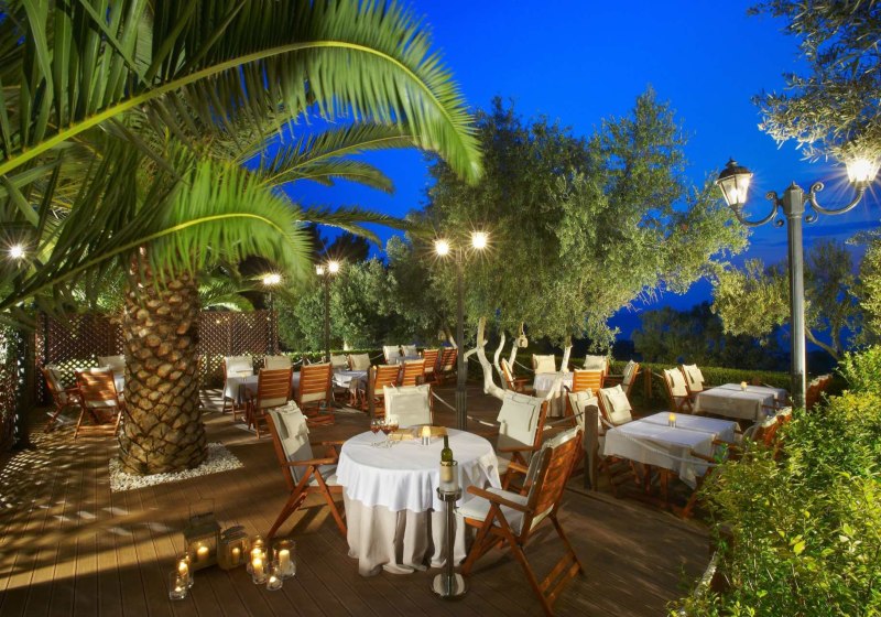 Ausstattung & Service