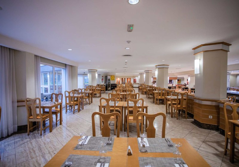 Ausstattung & Service