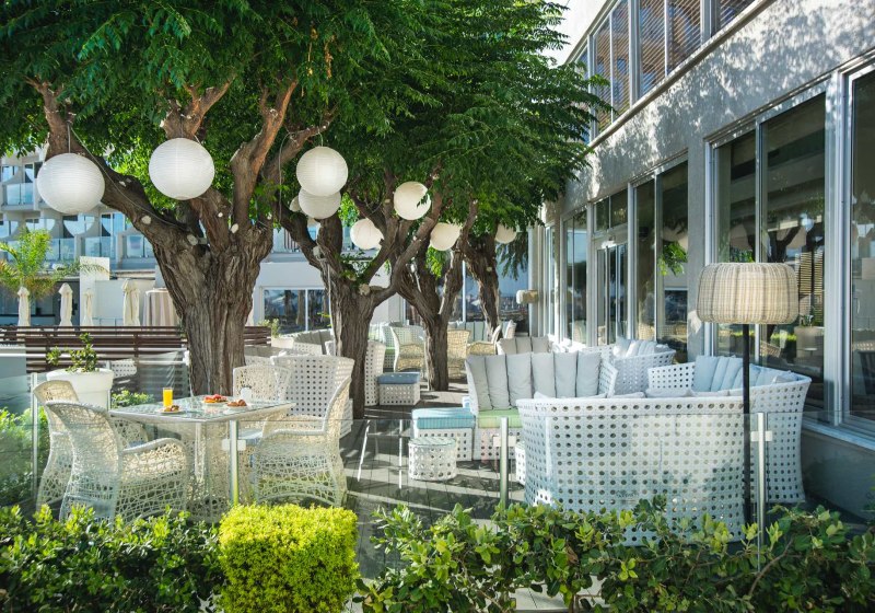 Ausstattung & Service