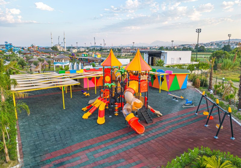 Dream Fun World Hotel