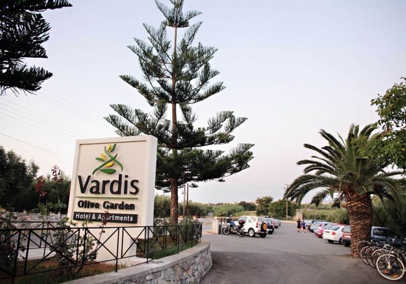 Vardis Olive Garden