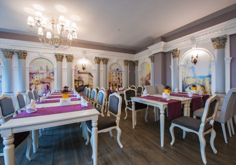 Ausstattung & Service