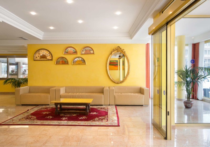 Ausstattung & Service