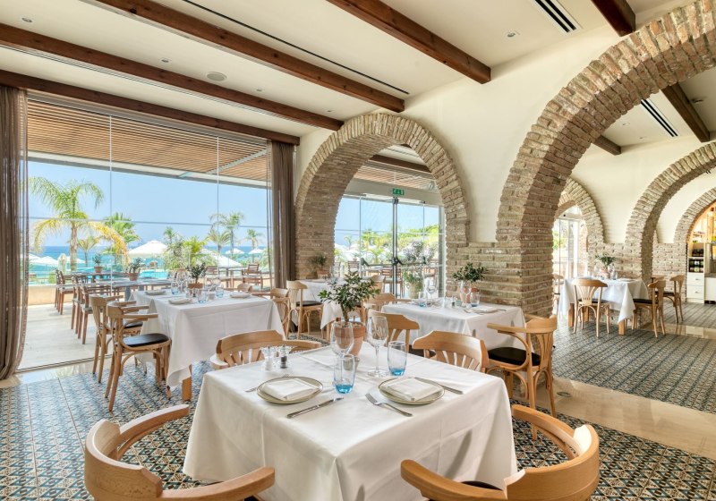 The Royal Apollonia, Elegant collection by Louis Hotels