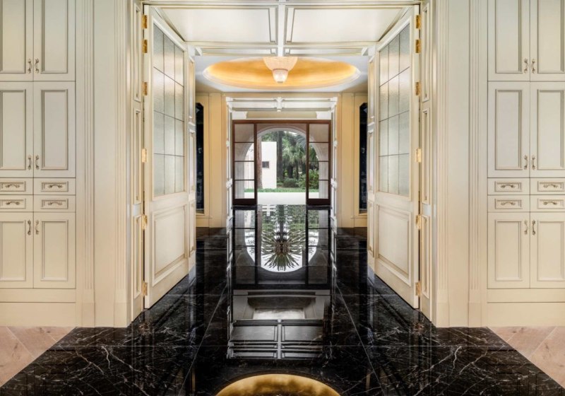 Ausstattung & Service