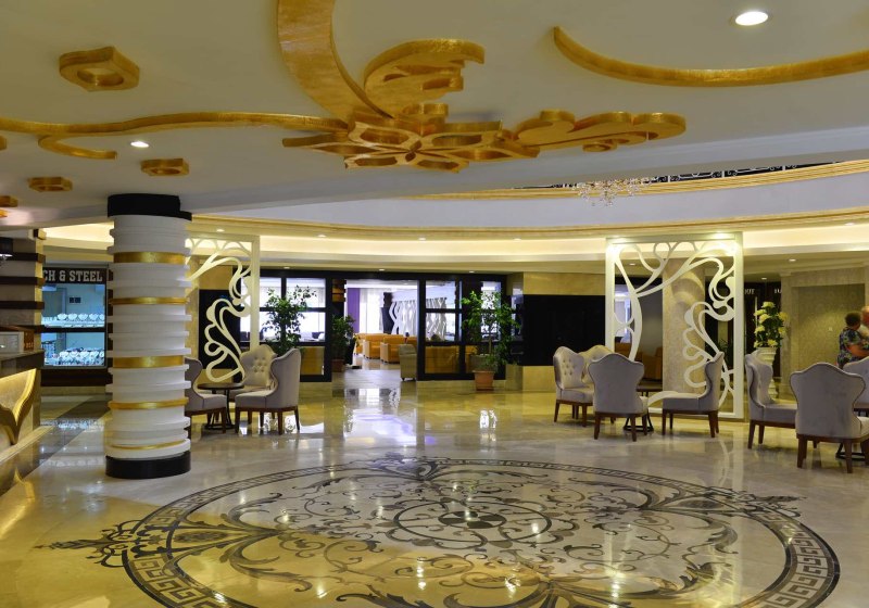 Ausstattung & Service